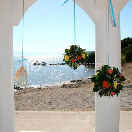 Tranquility - Walk To The Beach With Infinity Pool منزل للإقامة